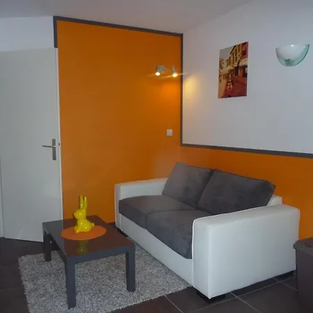 Moderne Climatise Pour 2 Avec Piscine Au Centre Du Cap D'agde - Fr-1-723-66 Apartment *