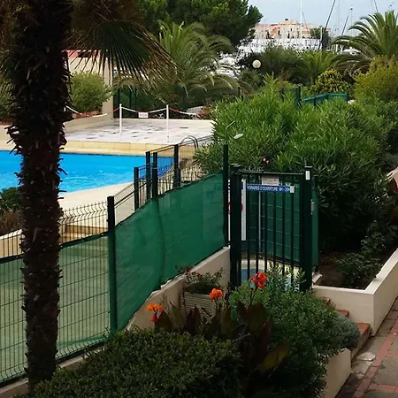 Moderne Climatise Pour 2 Avec Piscine Au Centre Du Cap D'agde - Fr-1-723-66 Apartment Agde